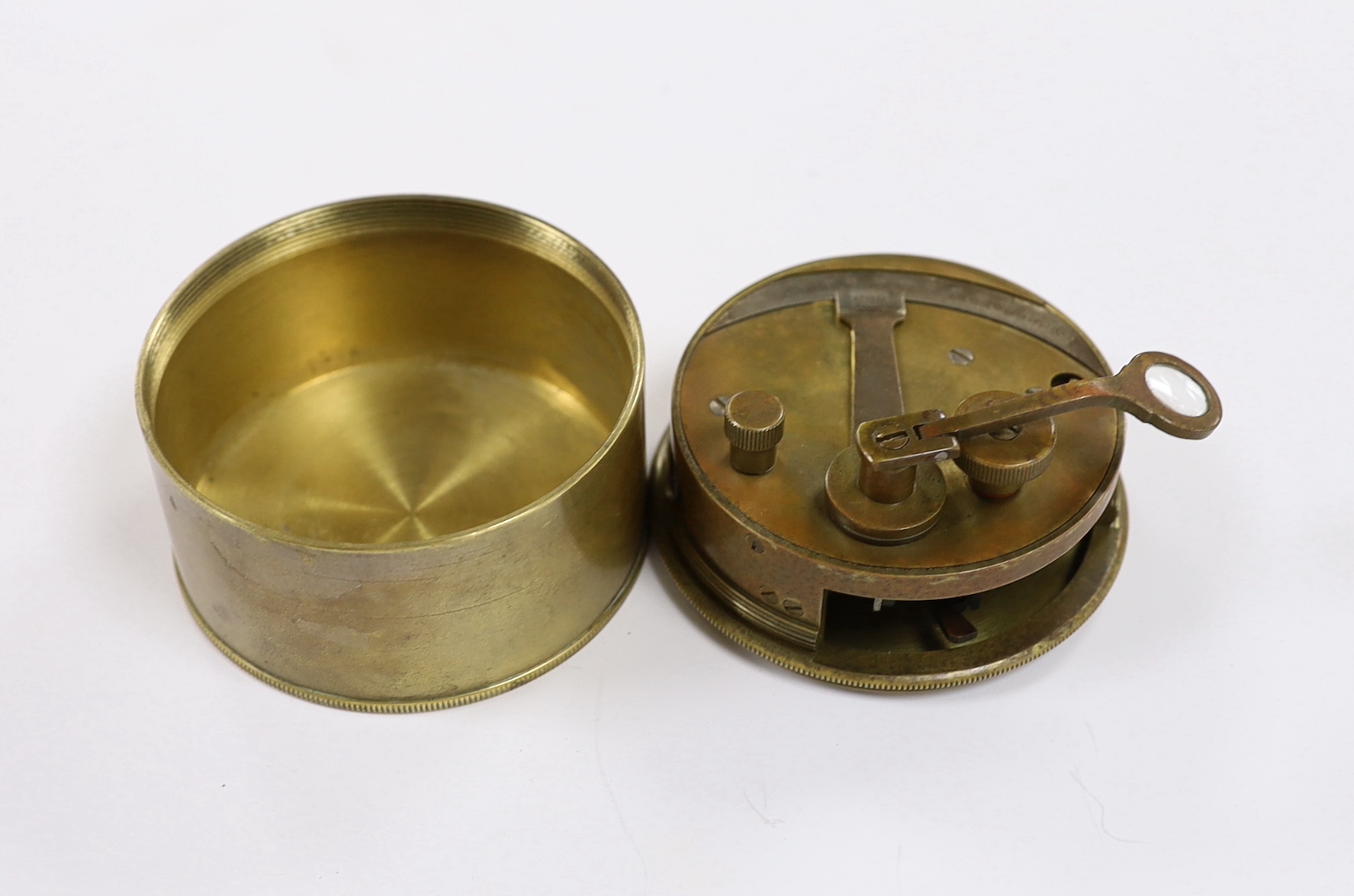 A 19th century Sestrel pocket brass cased sextant, diameter 7.7cm